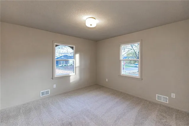 $459,000 | 3500 South Delaware Avenue, Independence, MO 64055