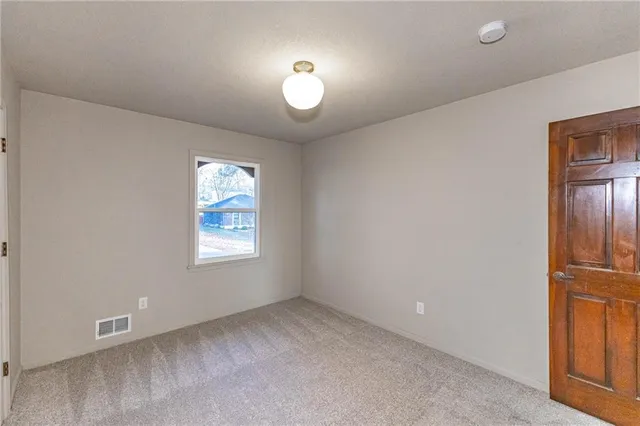 $440,000 | 3500 South Delaware Avenue, Independence, MO 64055