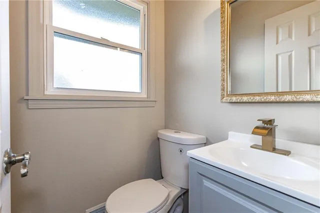 $440,000 | 3500 South Delaware Avenue, Independence, MO 64055