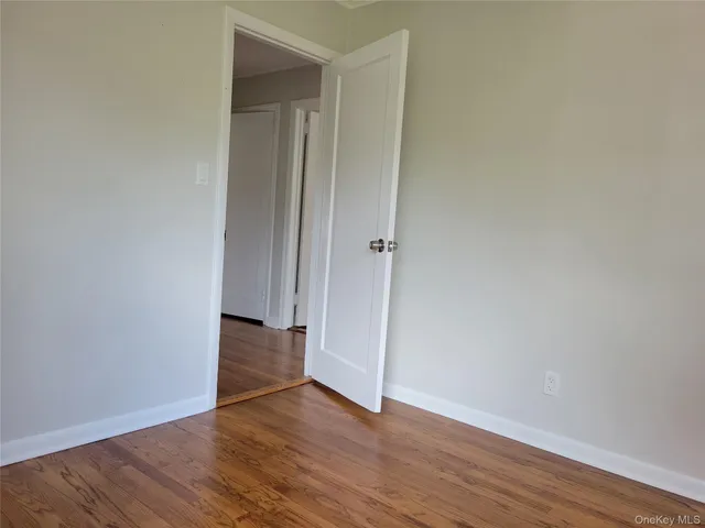 $858,000 | 533 10th Avenue, New Hyde Park, NY 11040