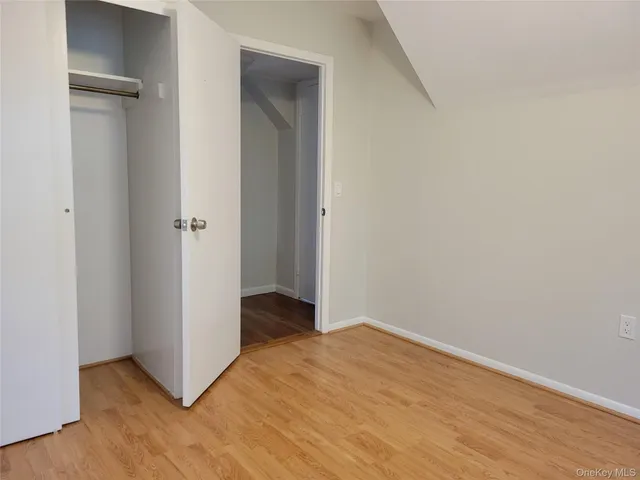 $858,000 | 533 10th Avenue, New Hyde Park, NY 11040