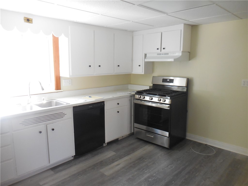83 North Main Street Perry, NY 14530 - Photo 12 of 42