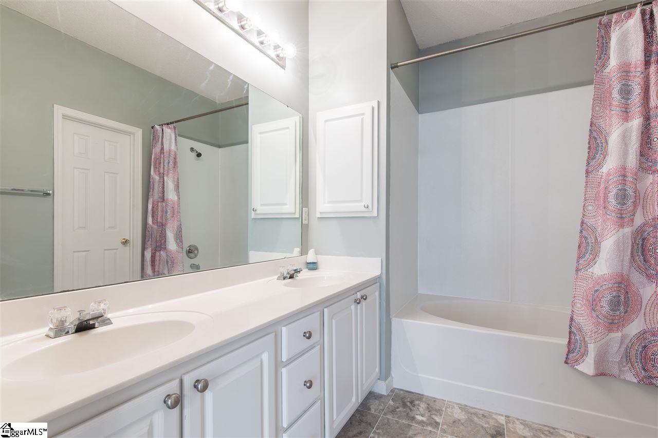 5 Redriff Way Simpsonville, SC 29680 - Photo 8 of 17 Gallery Image 8