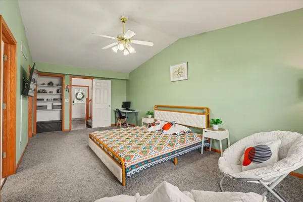 $295,900 | 708 Erin Drive, Champaign, IL 61822