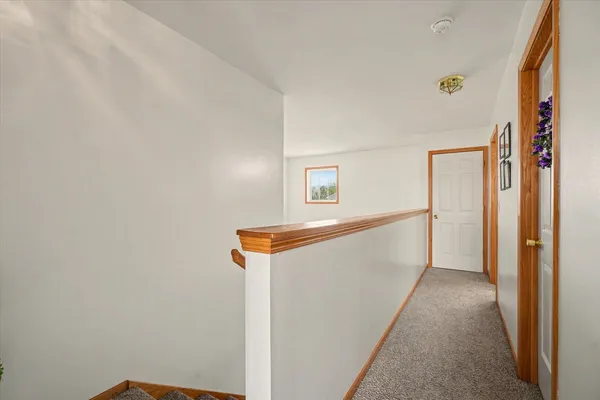 $295,900 | 708 Erin Drive, Champaign, IL 61822