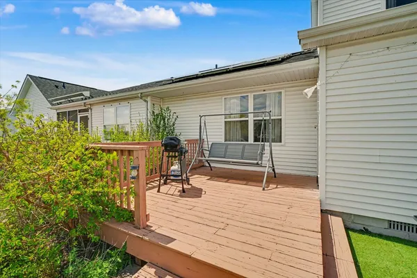 $295,900 | 708 Erin Drive, Champaign, IL 61822
