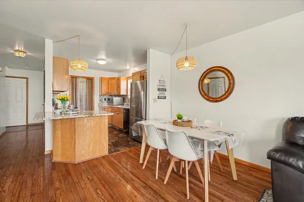$295,900 | 708 Erin Drive, Champaign, IL 61822
