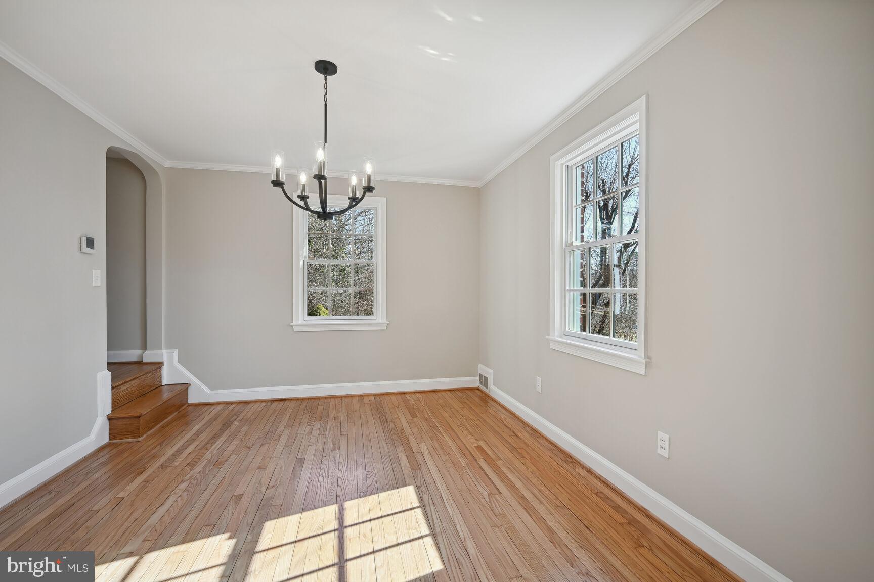 315 Ellsworth Drive Silver Spring, MD 20910 - Photo 17 of 49 Great for formal or casual dining