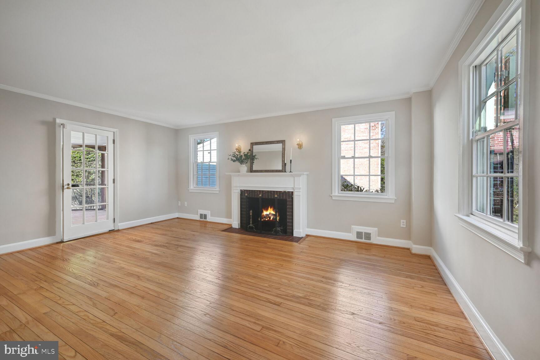315 Ellsworth Drive Silver Spring, MD 20910 - Photo 9 of 49 Beautiful, bright and large living room