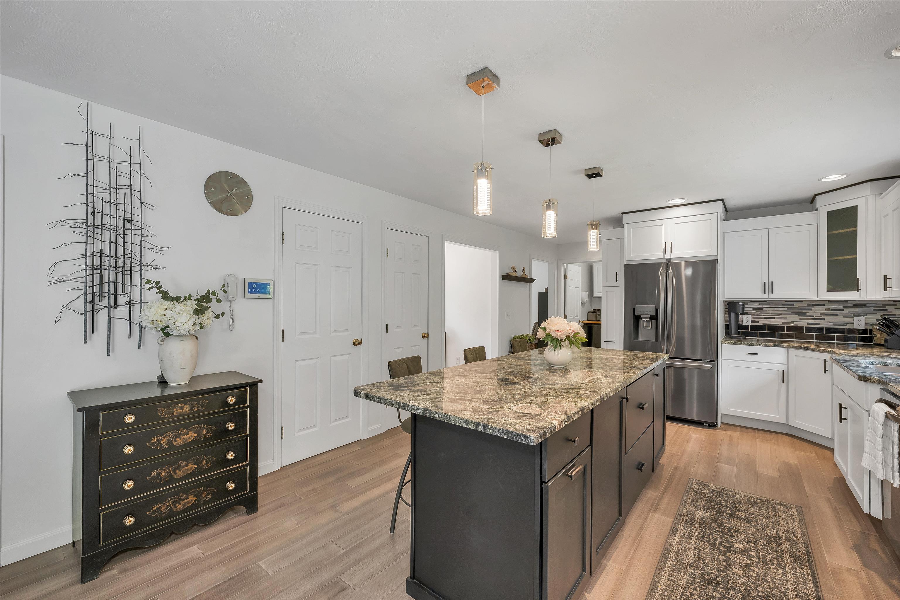 537 Pingree Hill Road Auburn, NH 03032 - Photo 11 of 41