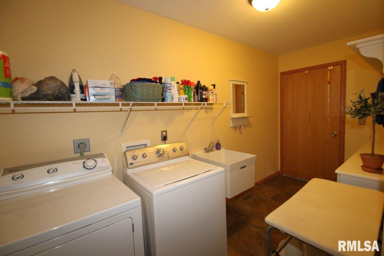 712 Coal Bank Road Metamora, IL 61548 - Photo 18 of 34