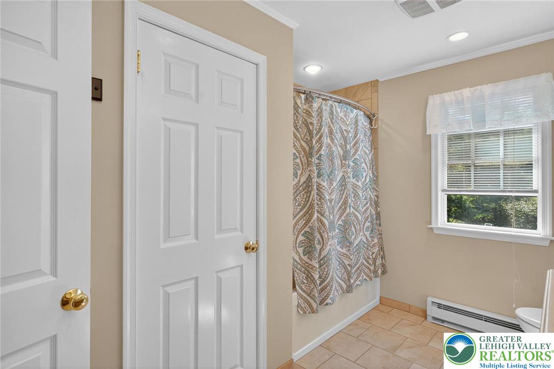 1830 Sherwood Road Allentown, PA 18103 - Photo 30 of 68