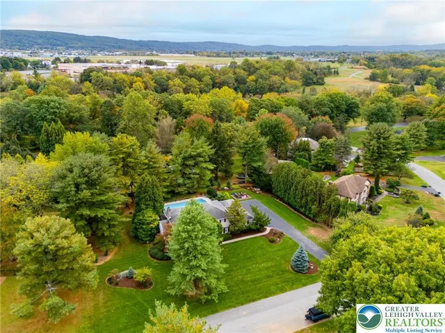 $875,000 | 1830 Sherwood Road, Allentown, PA 18103