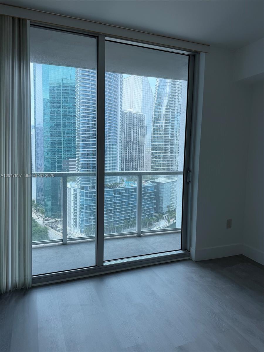500 Brickell Avenue, Unit 2907 Miami, FL 33131 - Photo 16 of 31