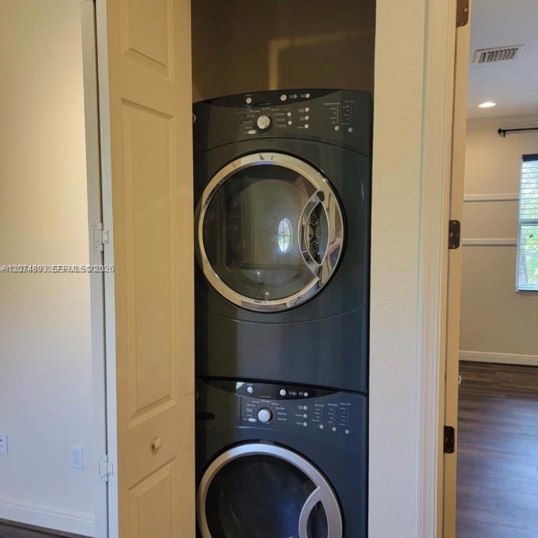 2851 Prospect Road, Unit 1006 Tamarac, FL 33309 - Photo 16 of 22 Gallery Image 16
