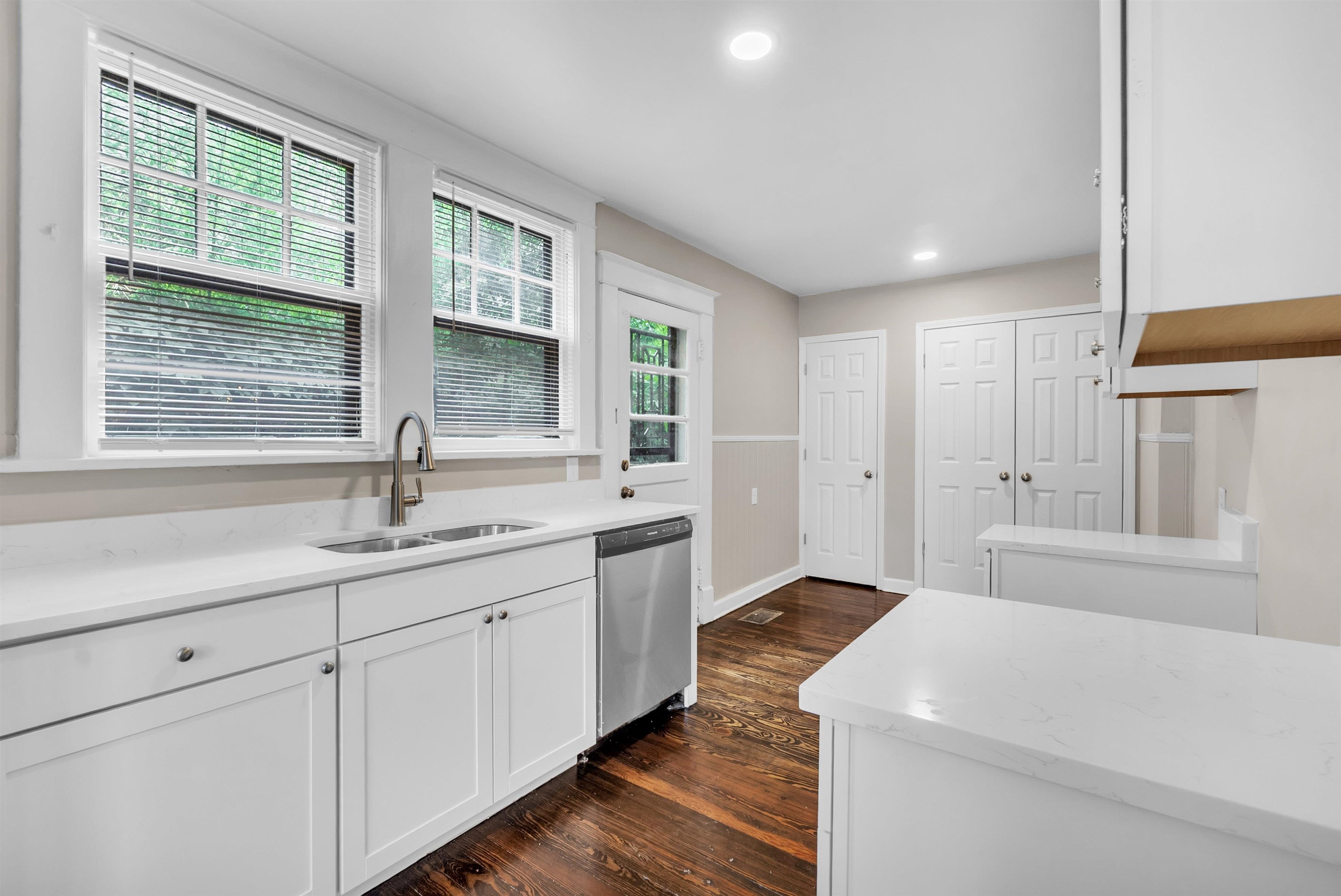 2579 Hale Avenue Memphis, TN 38112 - Photo 8 of 21 a kitchen with a sink and large window