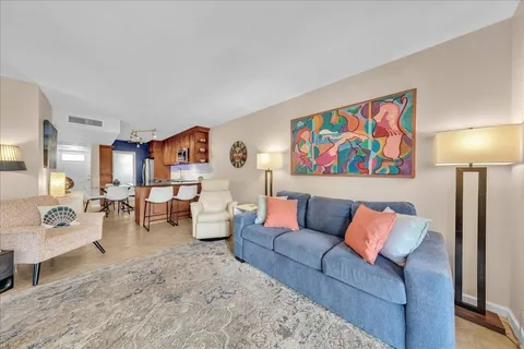 $249,900 | 2965 Northeast 8th Terrace, Unit 101, Oakland Park, FL 33334