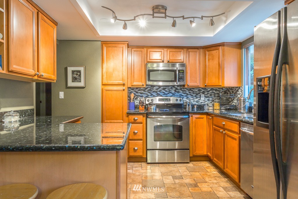 21624 2nd Avenue Southeast Bothell, WA 98021 - Photo 3 of 15