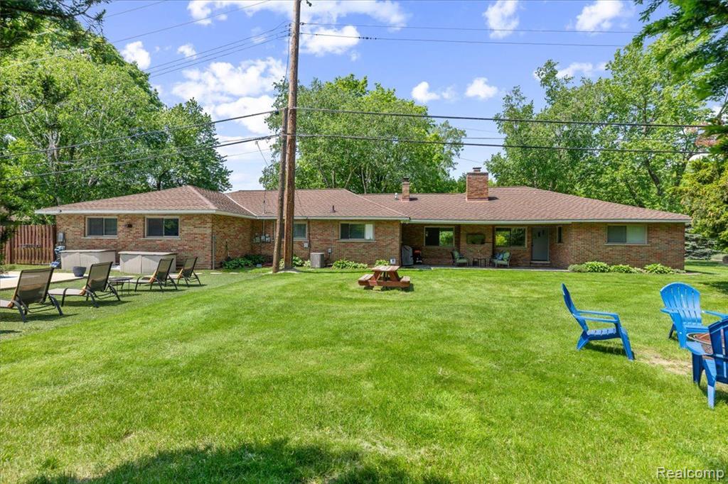 1933 John R Road Rochester Hills, MI 48307 - Photo 52 of 60
