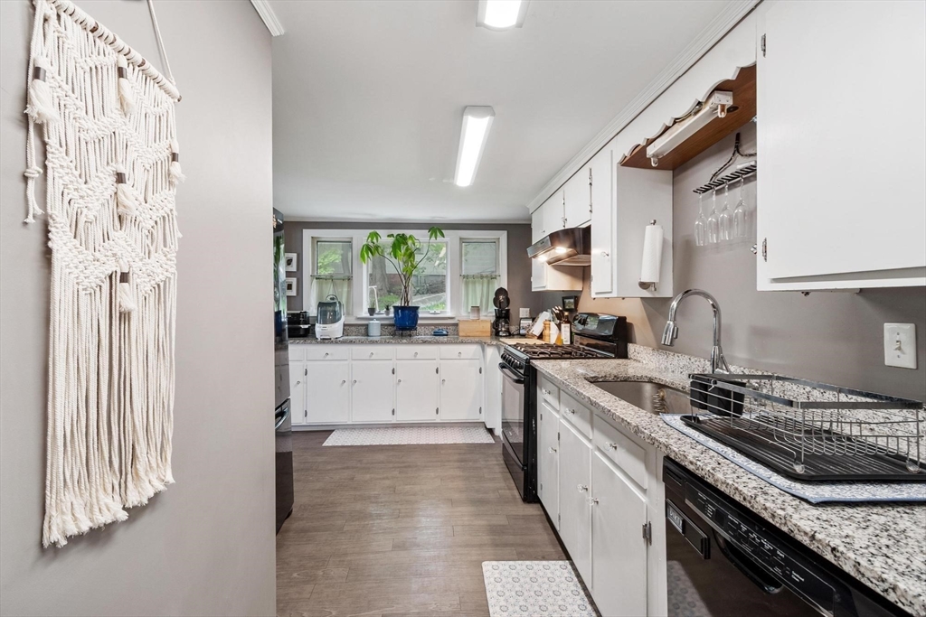 1 Union Street Amesbury, MA 01913 - Photo 6 of 42