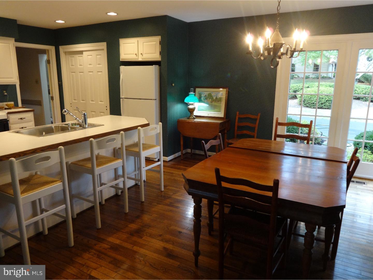 462 Inveraray Villanova, PA 19085 - Photo 7 of 20 Kitchen