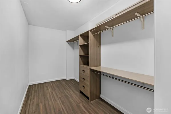 $1,169,000 | 23619 5th Avenue West, Bothell, WA 98021