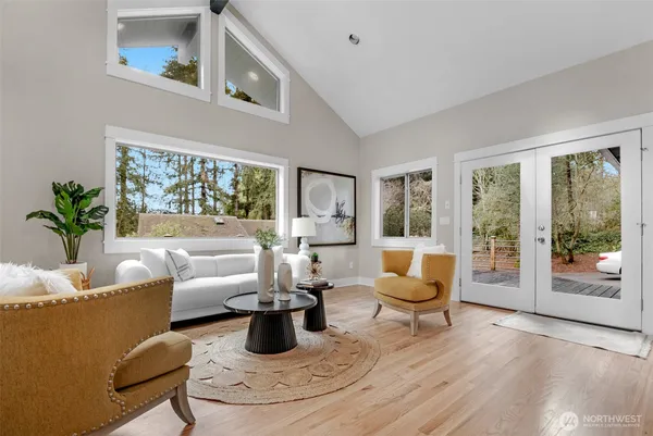 $1,169,000 | 23619 5th Avenue West, Bothell, WA 98021