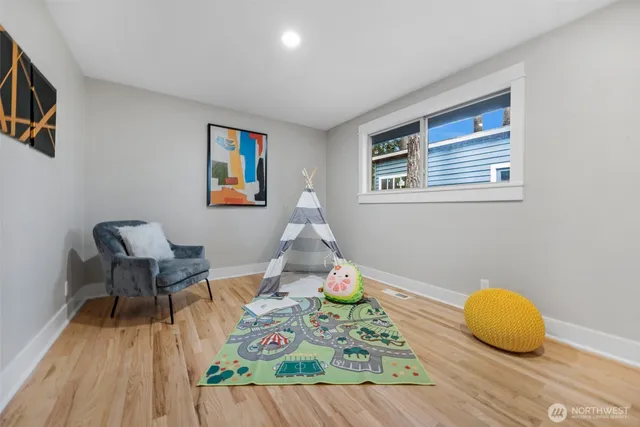 $1,195,000 | 23619 5th Avenue West, Bothell, WA 98021