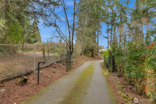 $1,169,000 | 23619 5th Avenue West, Bothell, WA 98021