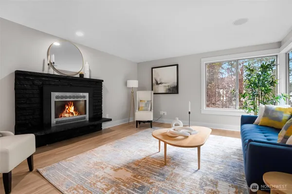 $1,169,000 | 23619 5th Avenue West, Bothell, WA 98021