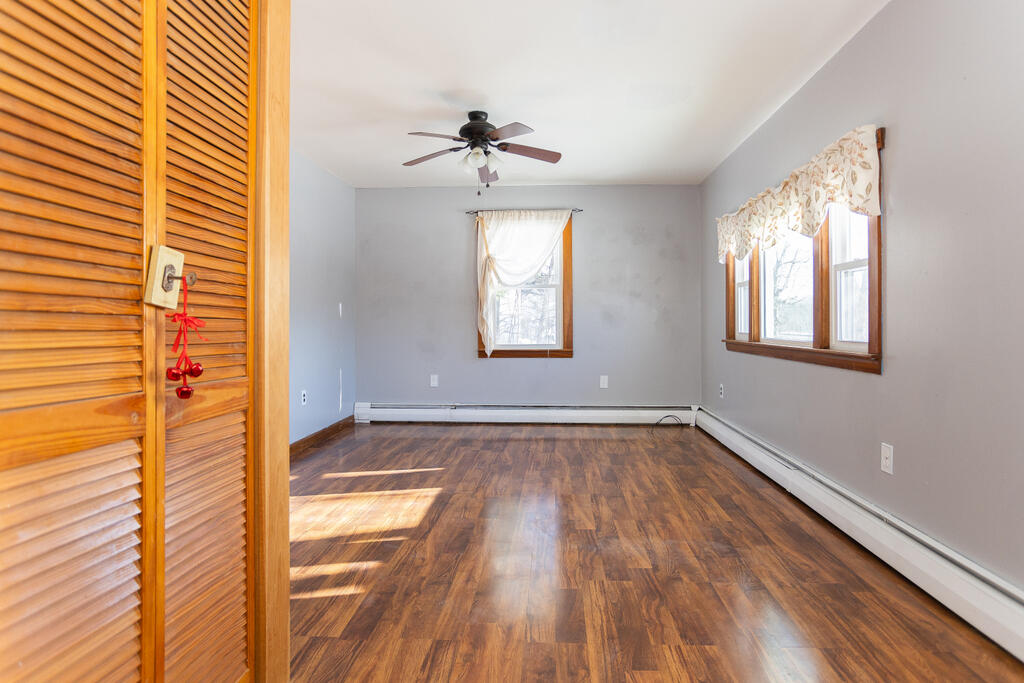 1162 Farmington Falls Road Farmington, ME 04938 - Photo 12 of 32 sandyriverrealty-21