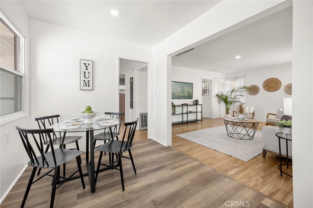 719 South Walnut Avenue Brea, CA 92821 - Photo 4 of 31 Eating Area Adjacent to the Living Room