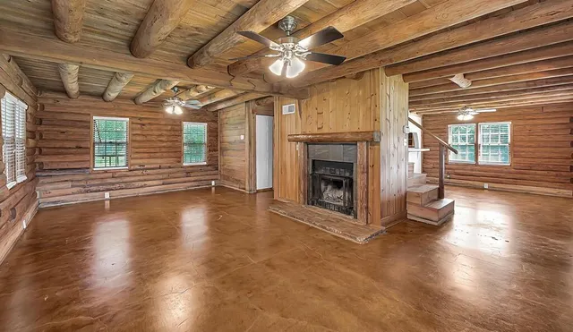 $275,000 | 302 Center Street, Lorena, TX 76655