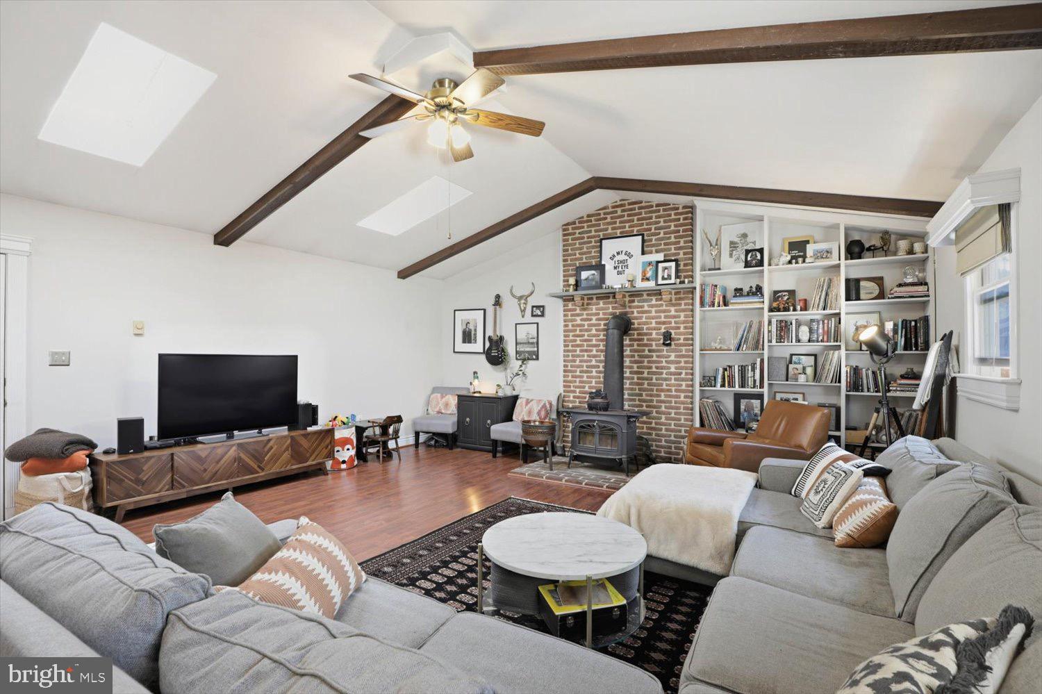 1424 East Newport Road Lititz, PA 17543 - Photo 4 of 26