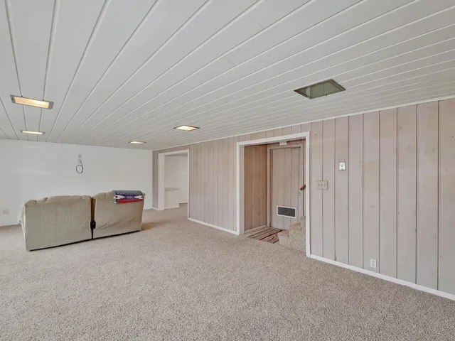 $250,000 | 2900 Syler Drive, Hutchinson, KS 67502