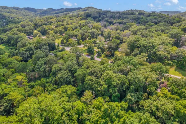 $599,999 | 1008 Downey Drive, Nashville, TN 37205