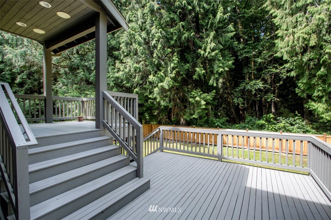 6443 Haley Loop Road Northeast Bainbridge Island, WA 98110 - Photo 23 of 25