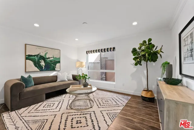 $1,750,000 | 3831 St Johnswood Drive, Woodland Hills, CA 91364