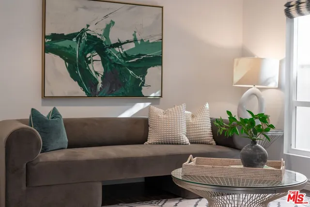 $1,750,000 | 3831 St Johnswood Drive, Woodland Hills, CA 91364