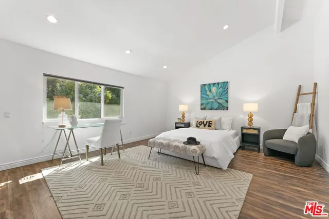 $1,750,000 | 3831 St Johnswood Drive, Woodland Hills, CA 91364