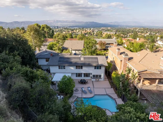 $1,750,000 | 3831 St Johnswood Drive, Woodland Hills, CA 91364