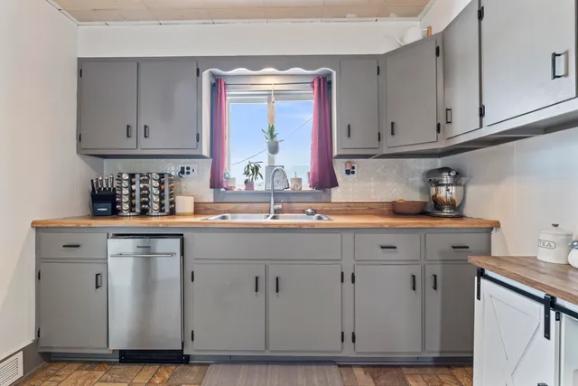 $315,000 | 202 River Road, Orrington, ME 04474