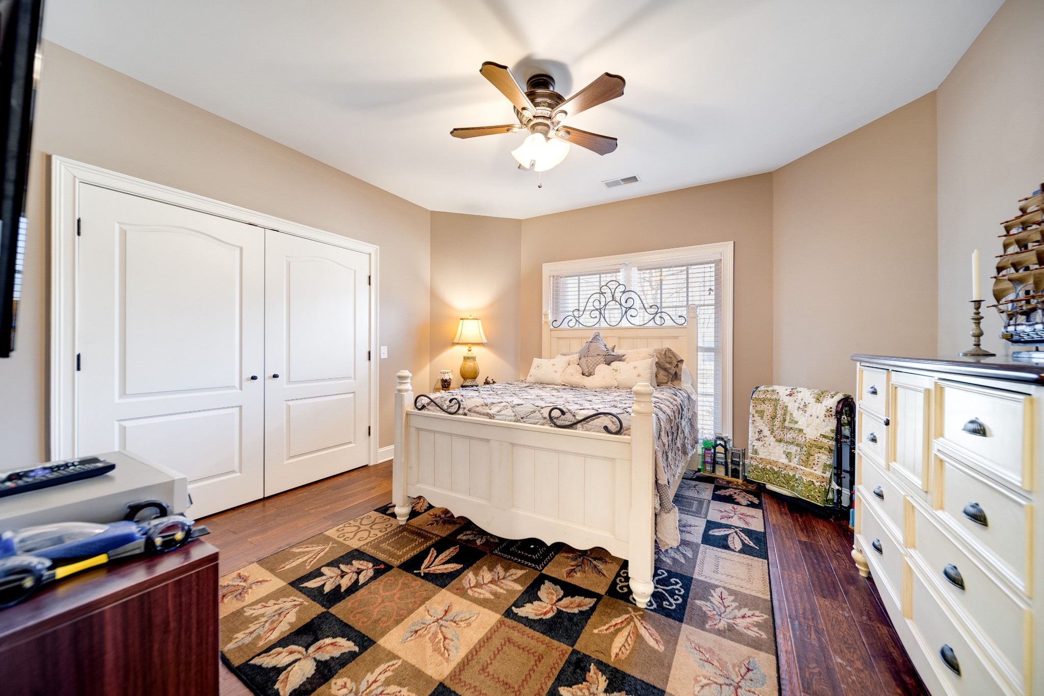 236 Raymond Hodges Road Cottontown, TN 37048 - Photo 23 of 37 a living room with furniture and wooden floor