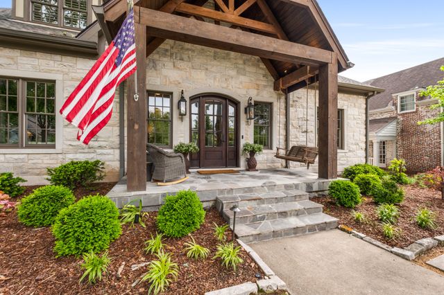 $3,000,000 | 208 Carden Avenue, Nashville, TN 37205