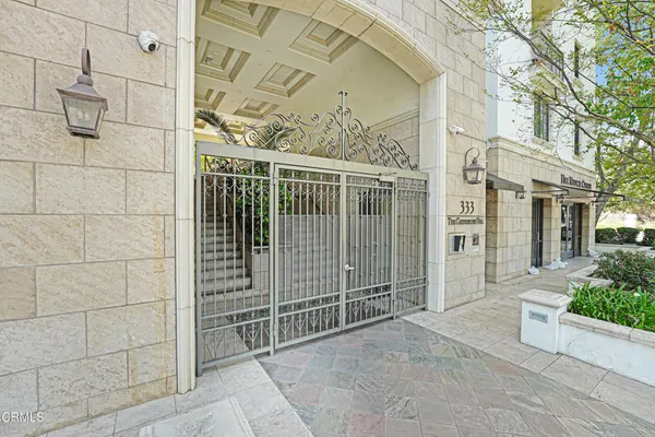 $578,000 | 333 North Hill Avenue, Unit 210, Pasadena, CA 91106