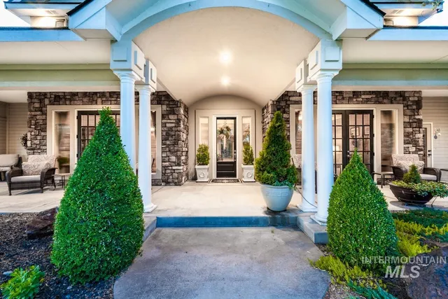 $1,690,000 | 3232 South Pajaro Place, Eagle, ID 83616