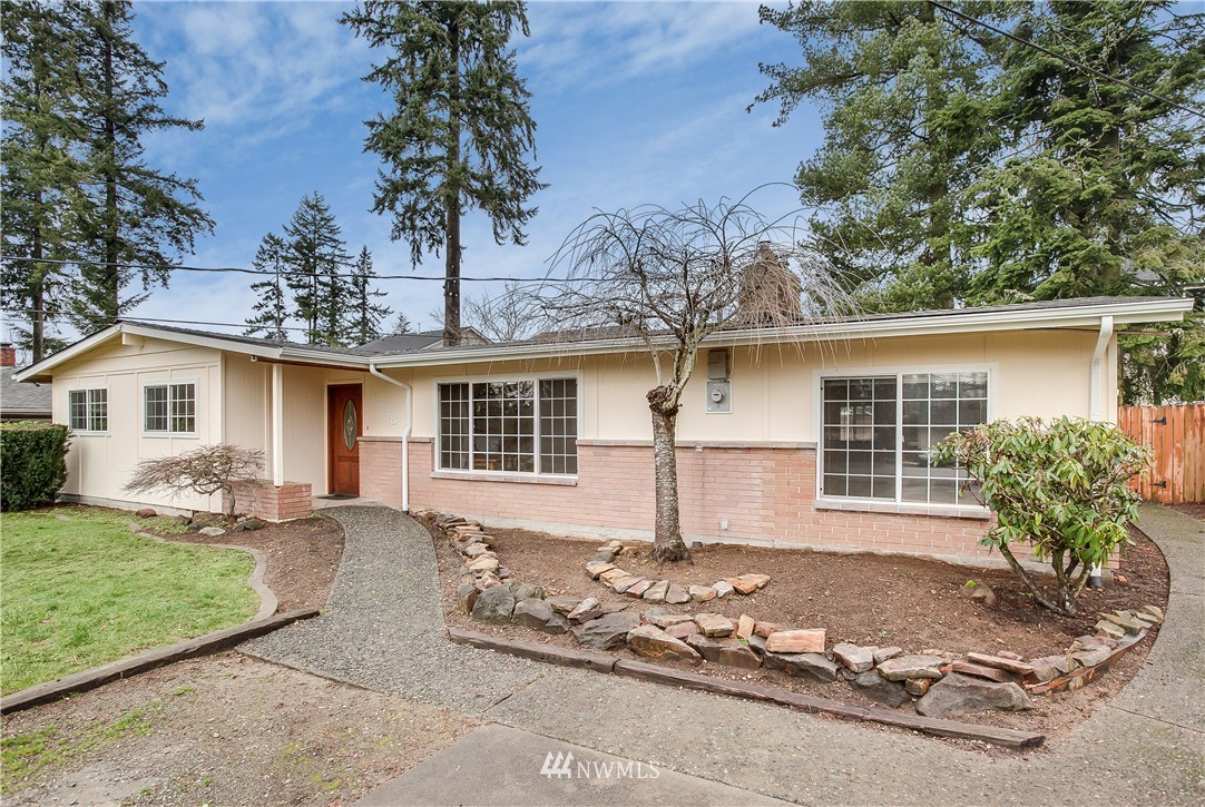 11448 Southeast 186th Street Renton, WA 98055 - Photo 1 of 20 Gallery Image 1