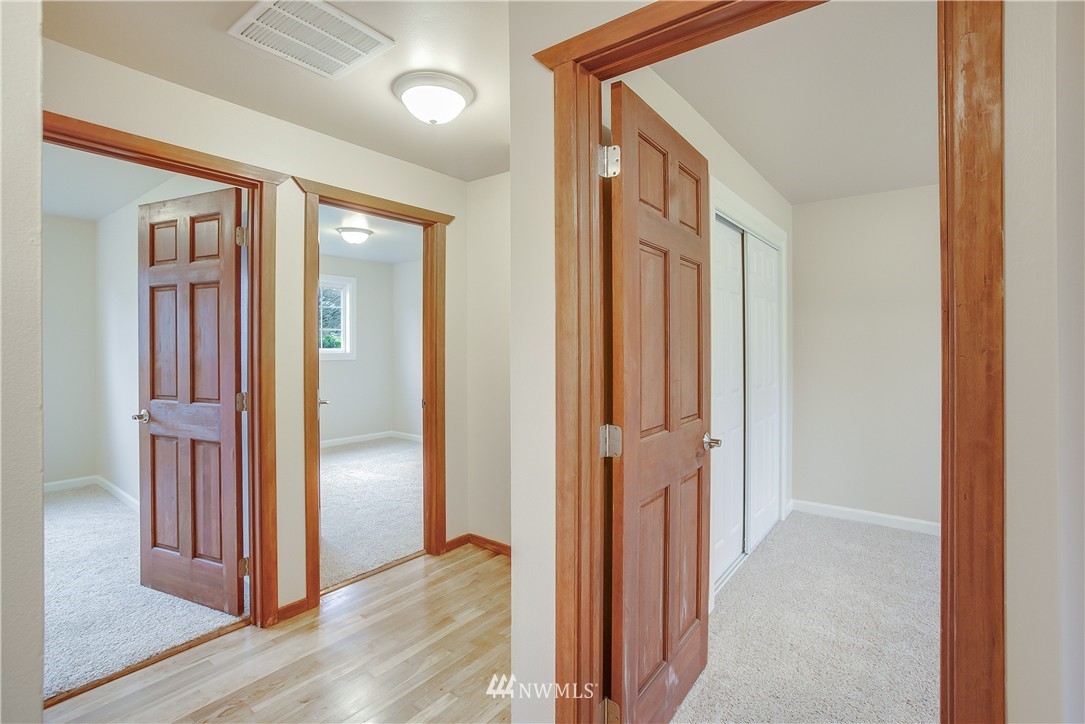 11448 Southeast 186th Street Renton, WA 98055 - Photo 14 of 20 Gallery Image 14