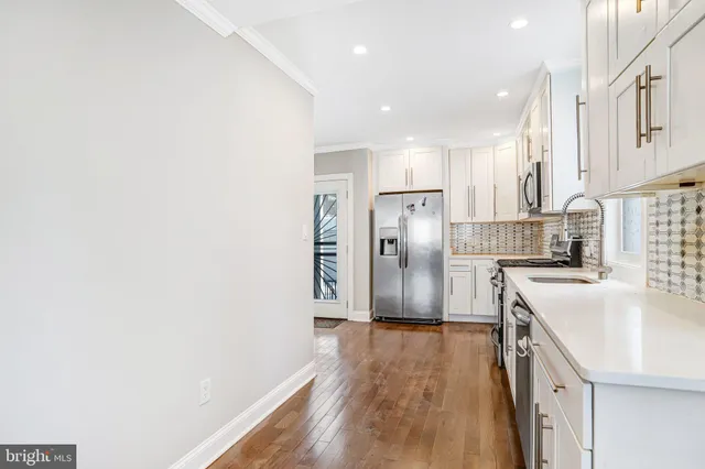 $4,100 | 6219 Piney Branch Road Northwest, Washington, DC 20011