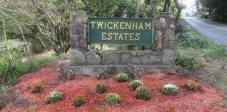 12 Devonshire Dr Southeast